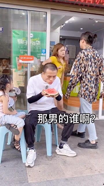 吃瓜群众校园情侣