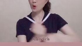 老婆吃瓜手势舞,老婆手势舞演绎夏日风情